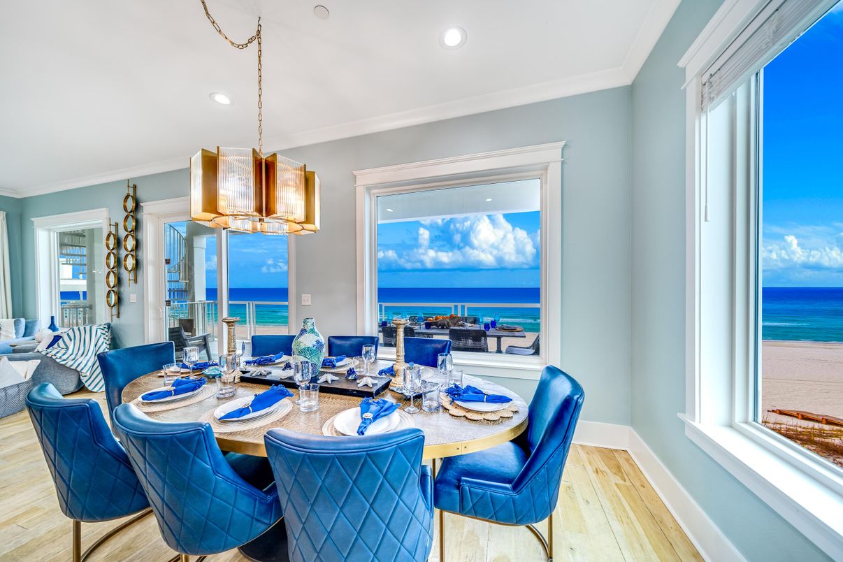 Dining room, Interior, Pendant Lights, Recessed Lighting, Water, Wood Texture Flooring