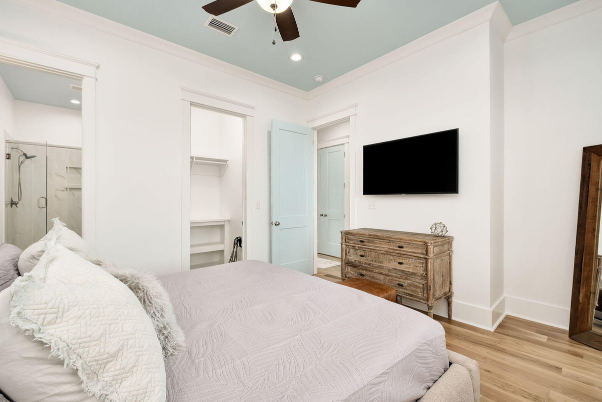 Bedroom, Interior, Recessed Lighting, Wood Texture Flooring