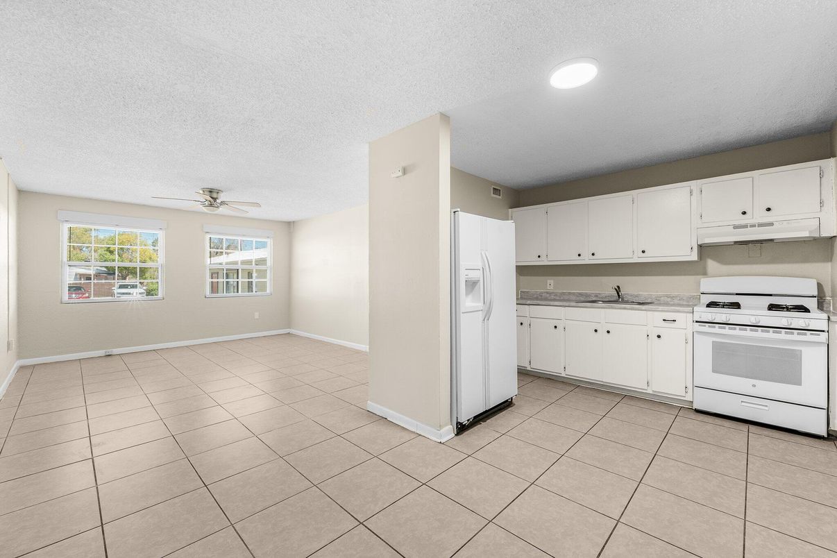 Interior, Kitchen, Recessed Lighting