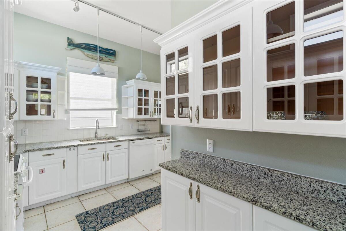 Interior, Kitchen, Pendant Lights