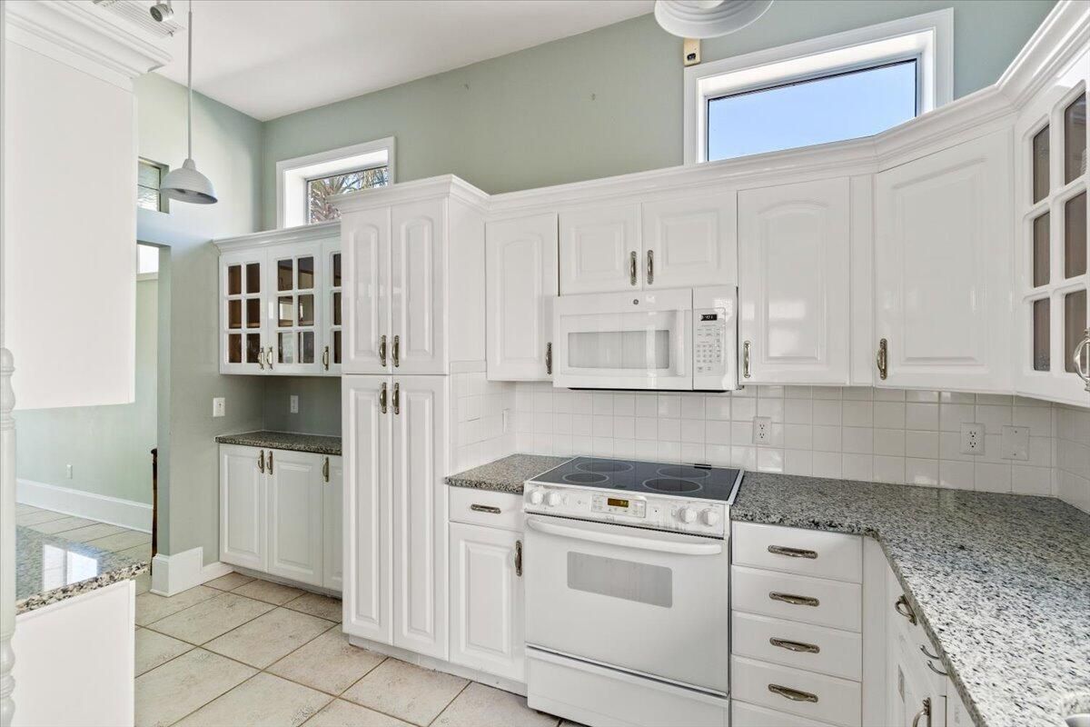 Interior, Kitchen, Pendant Lights