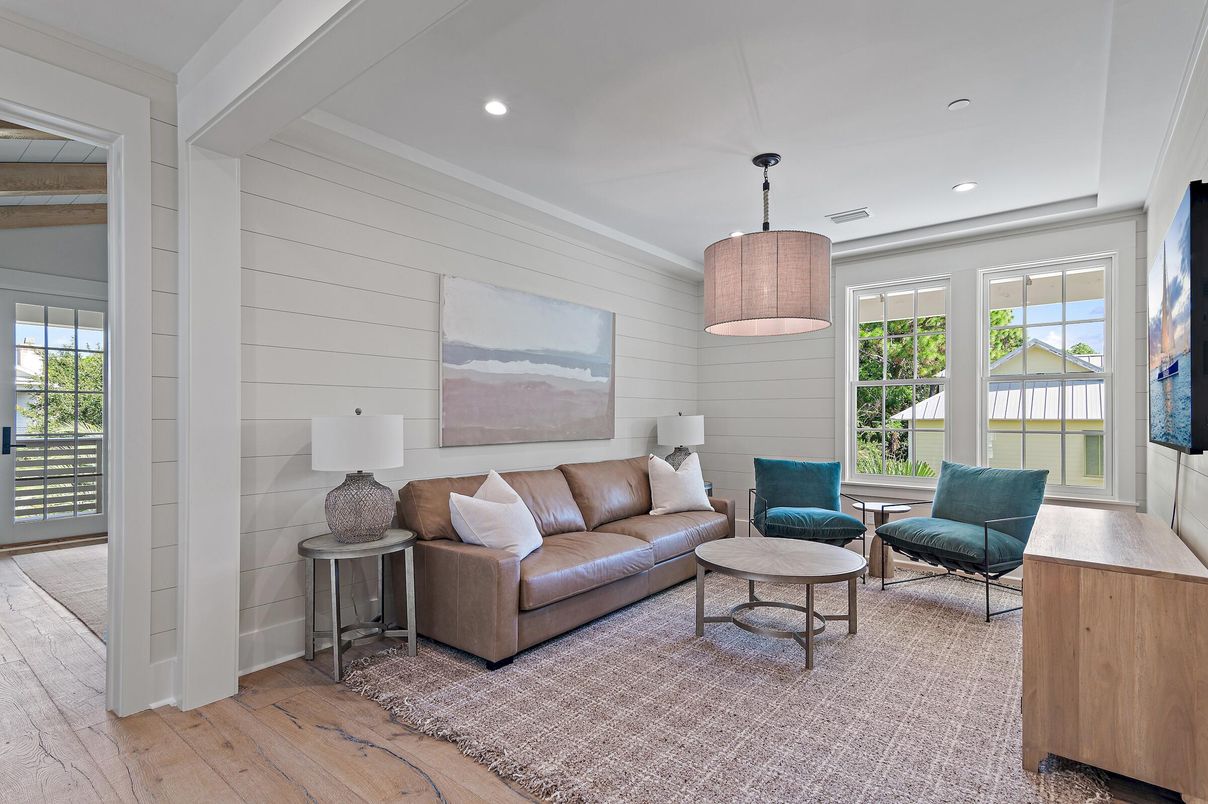 Interior, Living room, Pendant Lights, Recessed Lighting, Wood Texture Flooring