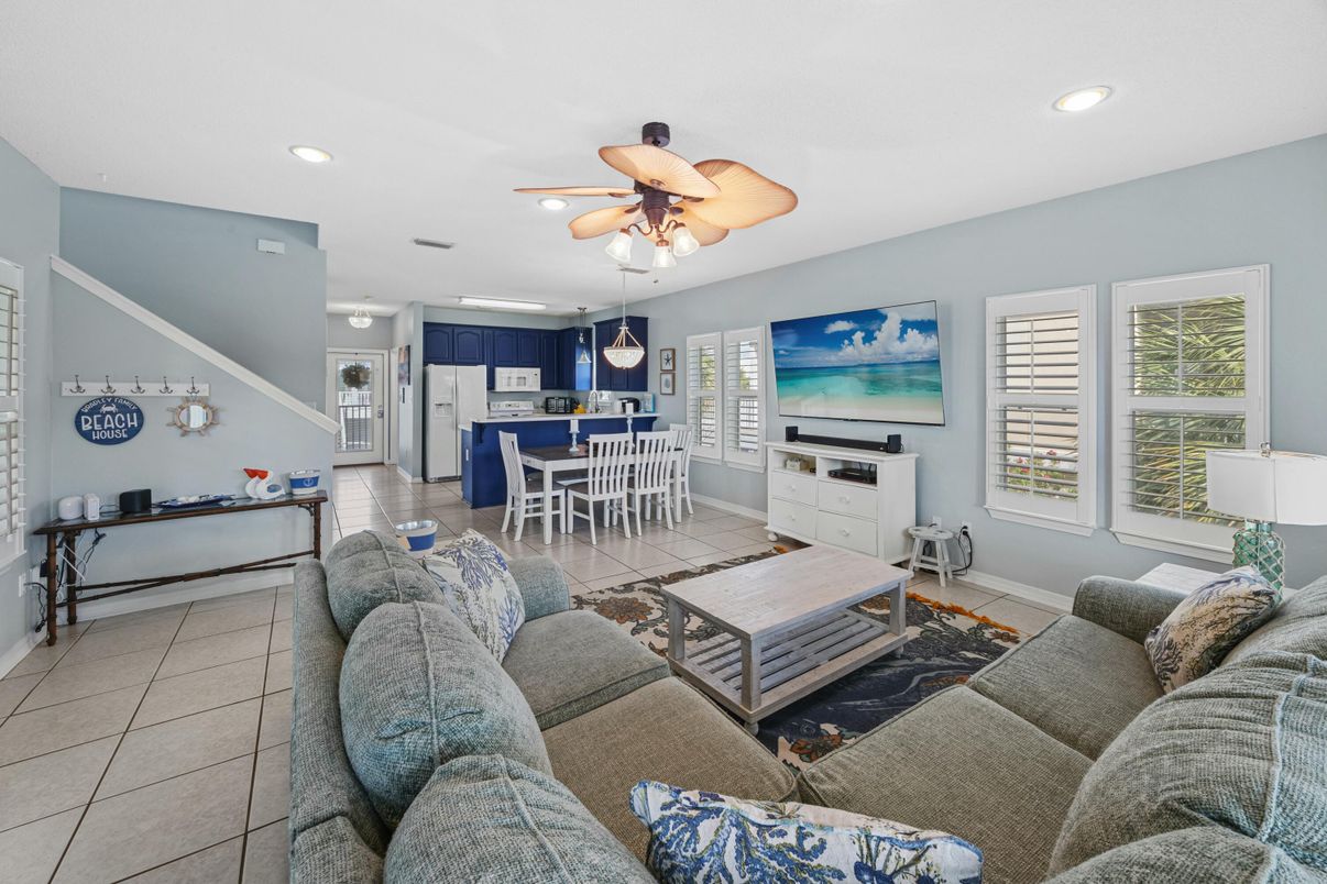 Dining room, Interior, Kitchen, Living room, Recessed Lighting