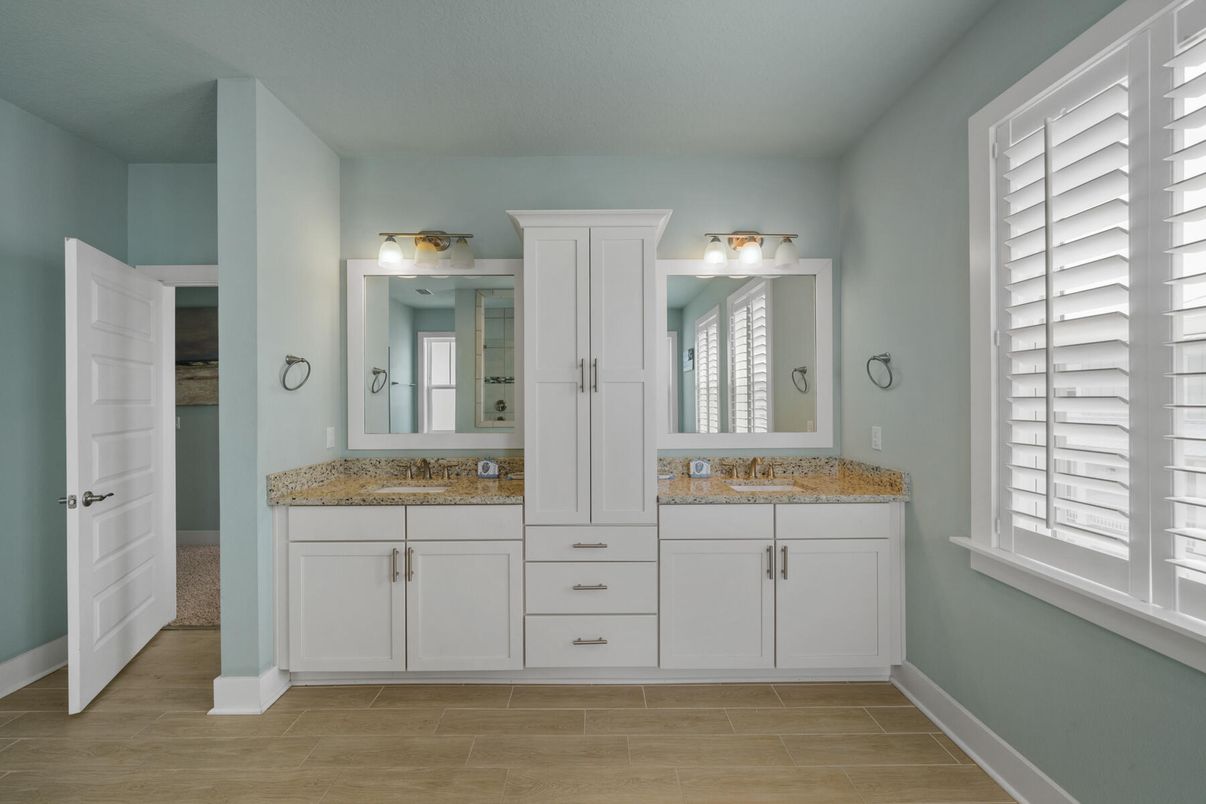 Bathroom, Dual Sink Vanities, Interior, Wood Texture Flooring