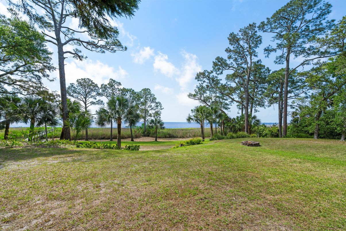 Backyard, Exterior, Water