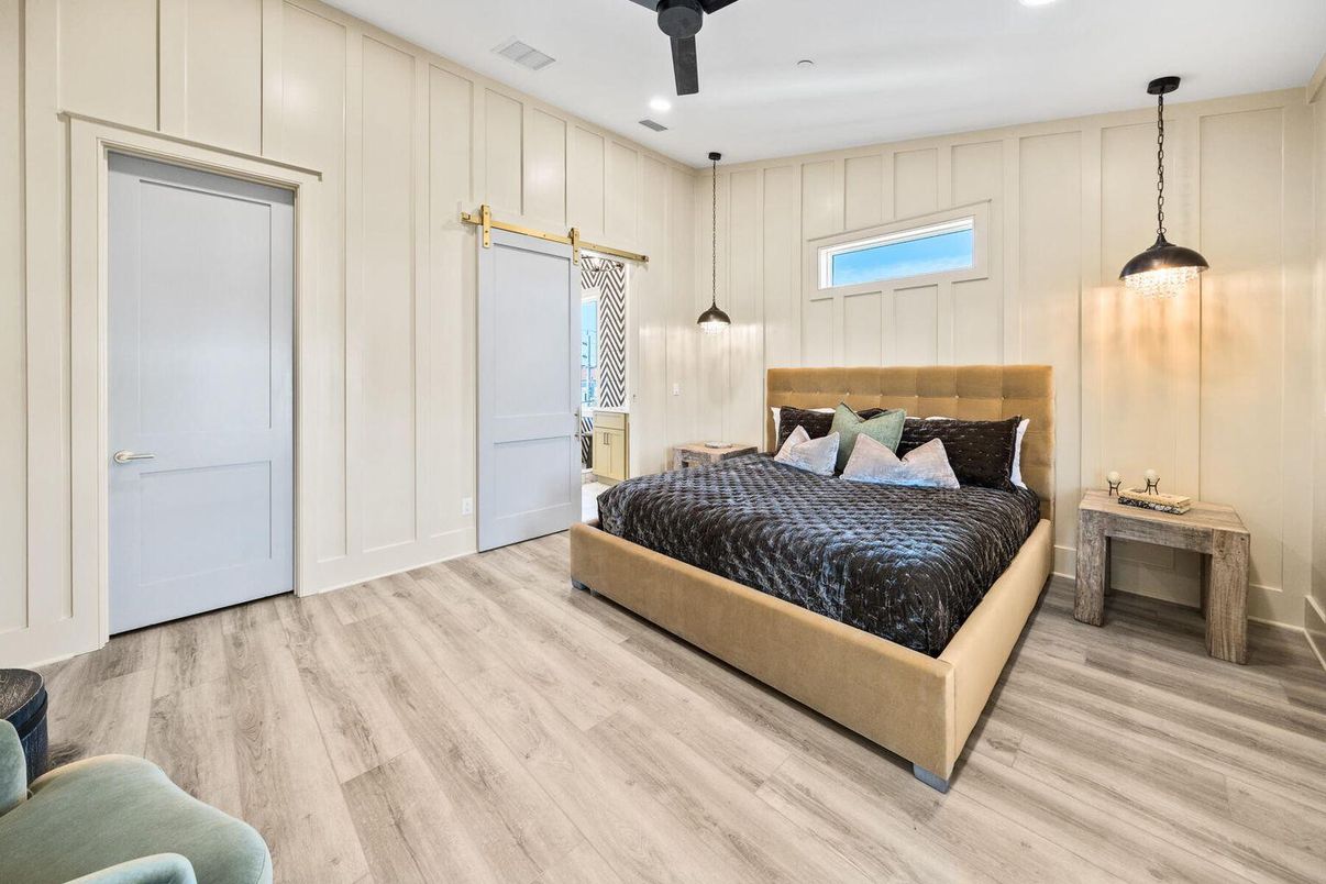 Bedroom, Interior, Pendant Lights, Recessed Lighting, Wood Texture Flooring