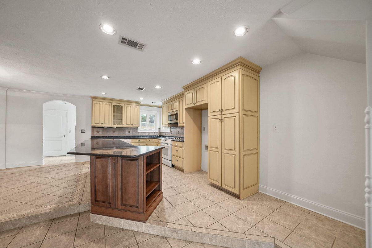 Interior, Kitchen, Recessed Lighting
