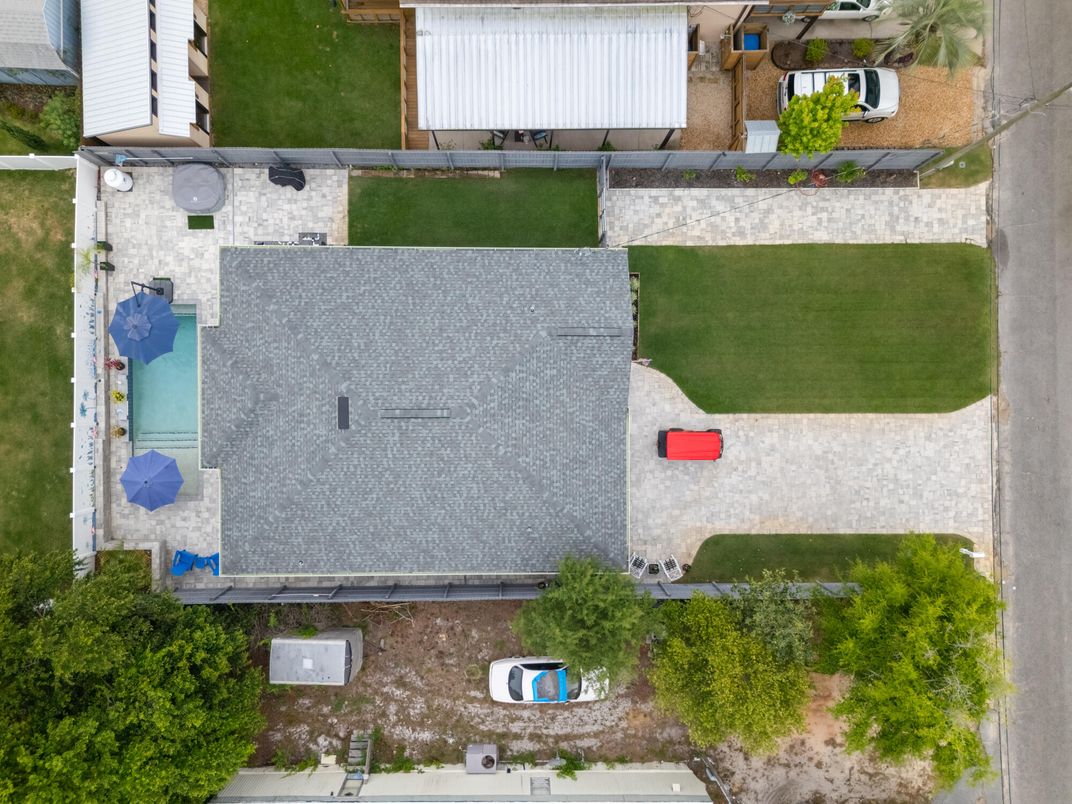 Exterior, Drone