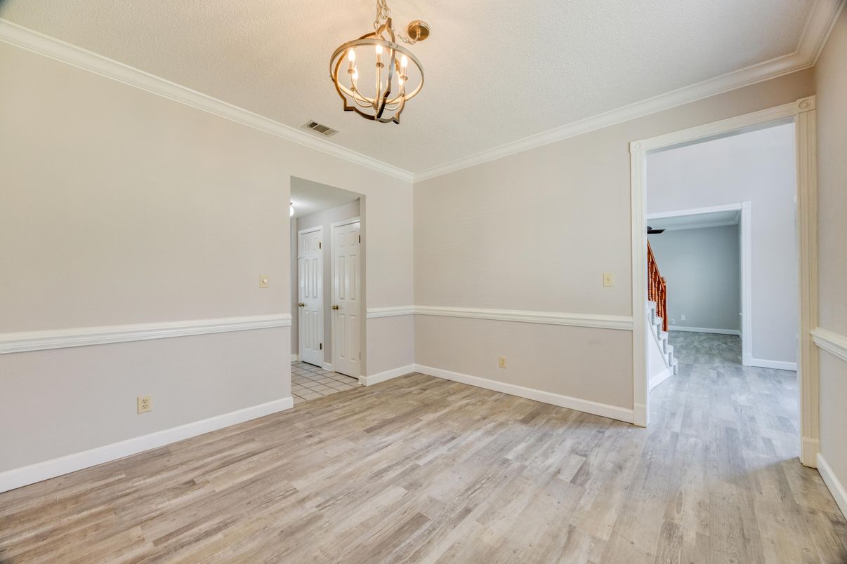 Chandelier, Empty room, Interior, Wood Texture Flooring