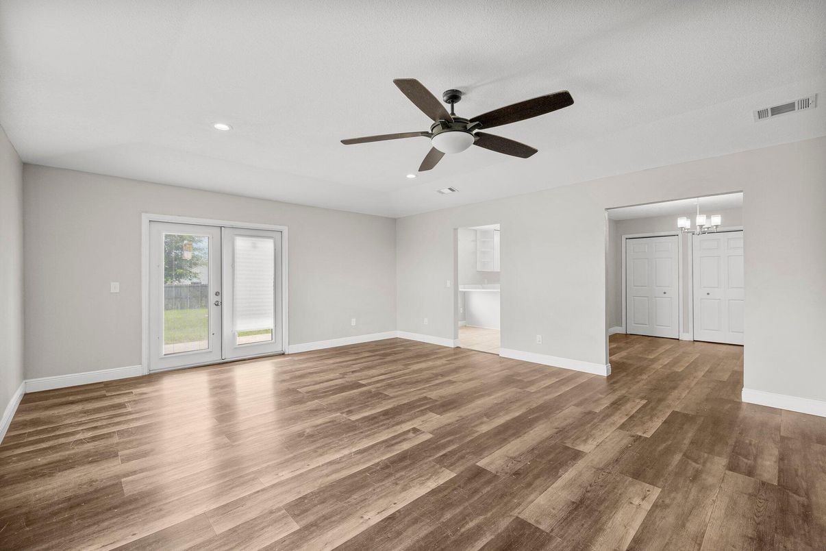 Chandelier, Empty room, Interior, Recessed Lighting, Wood Texture Flooring