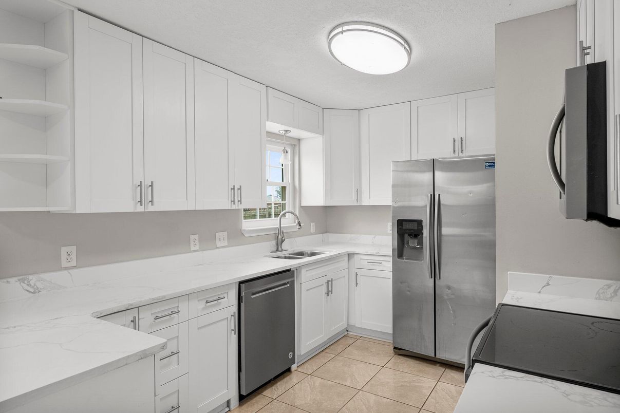 Interior, Kitchen, Stainless Steel Appliances