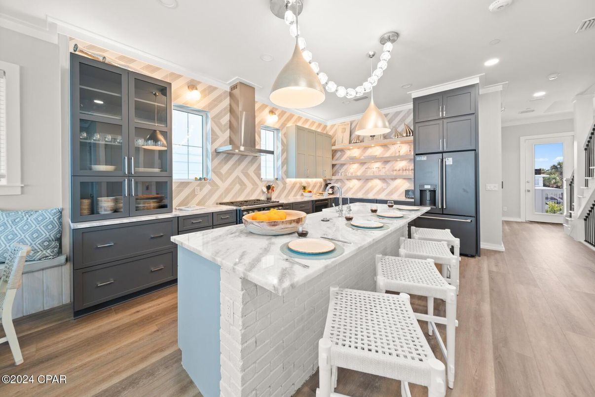 Interior, Kitchen, Pendant Lights, Recessed Lighting, Wood Texture Flooring