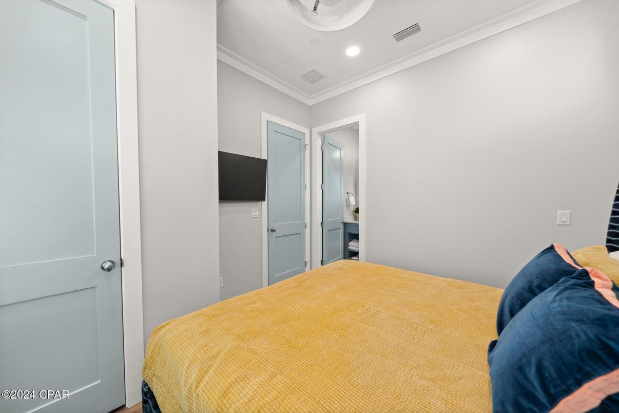 Bedroom, Interior, Recessed Lighting