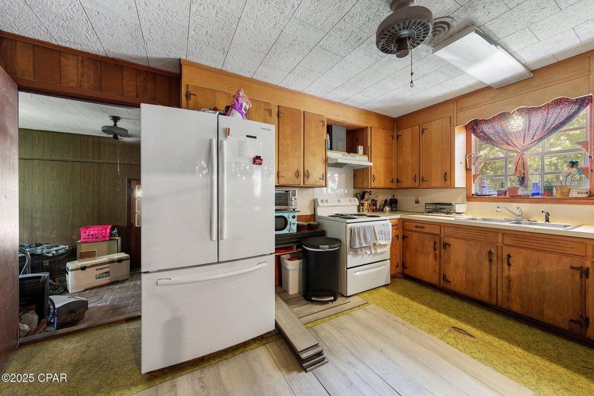 Interior, Kitchen, Wood Texture Flooring