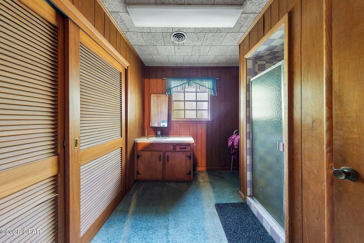 Interior, Wooden Walls