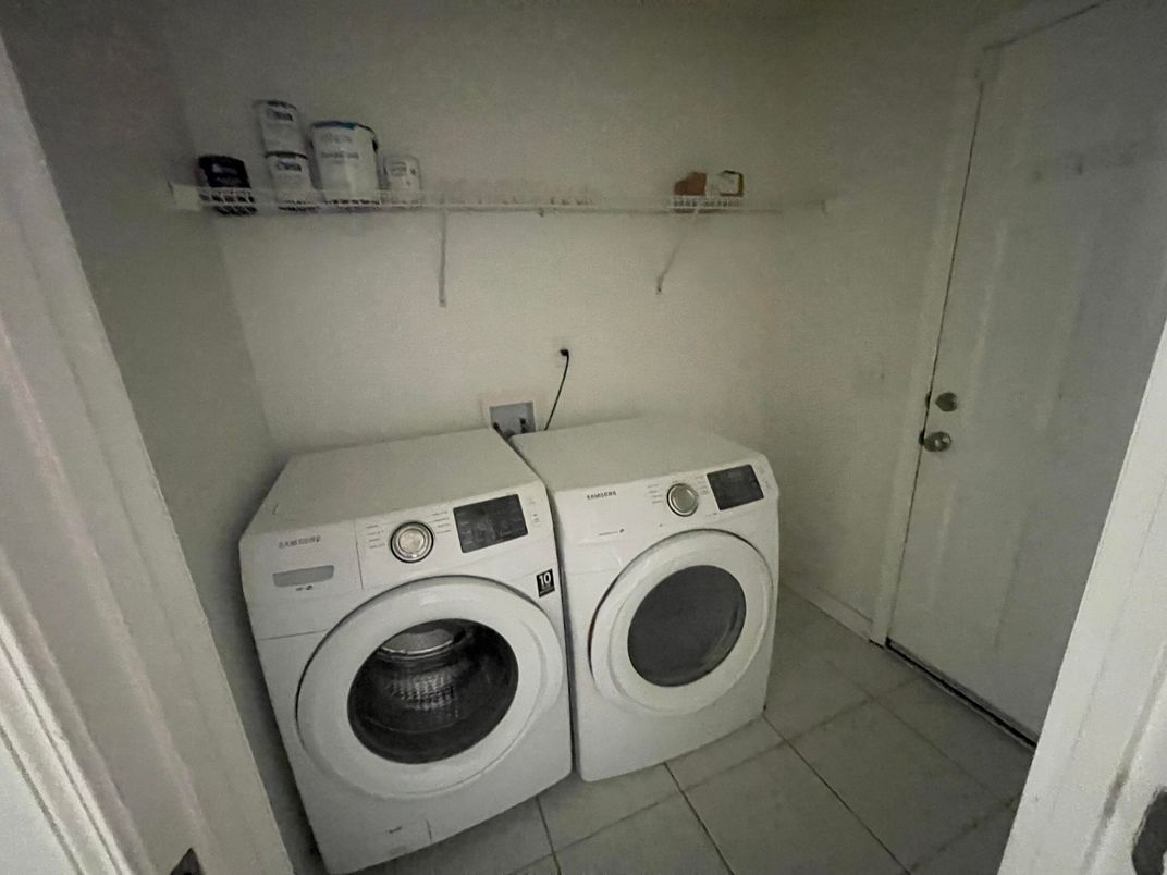 Interior, Washer