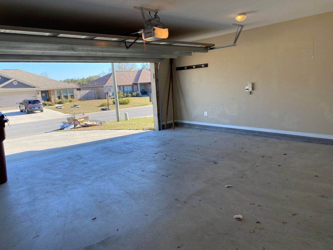 Garage, Interior