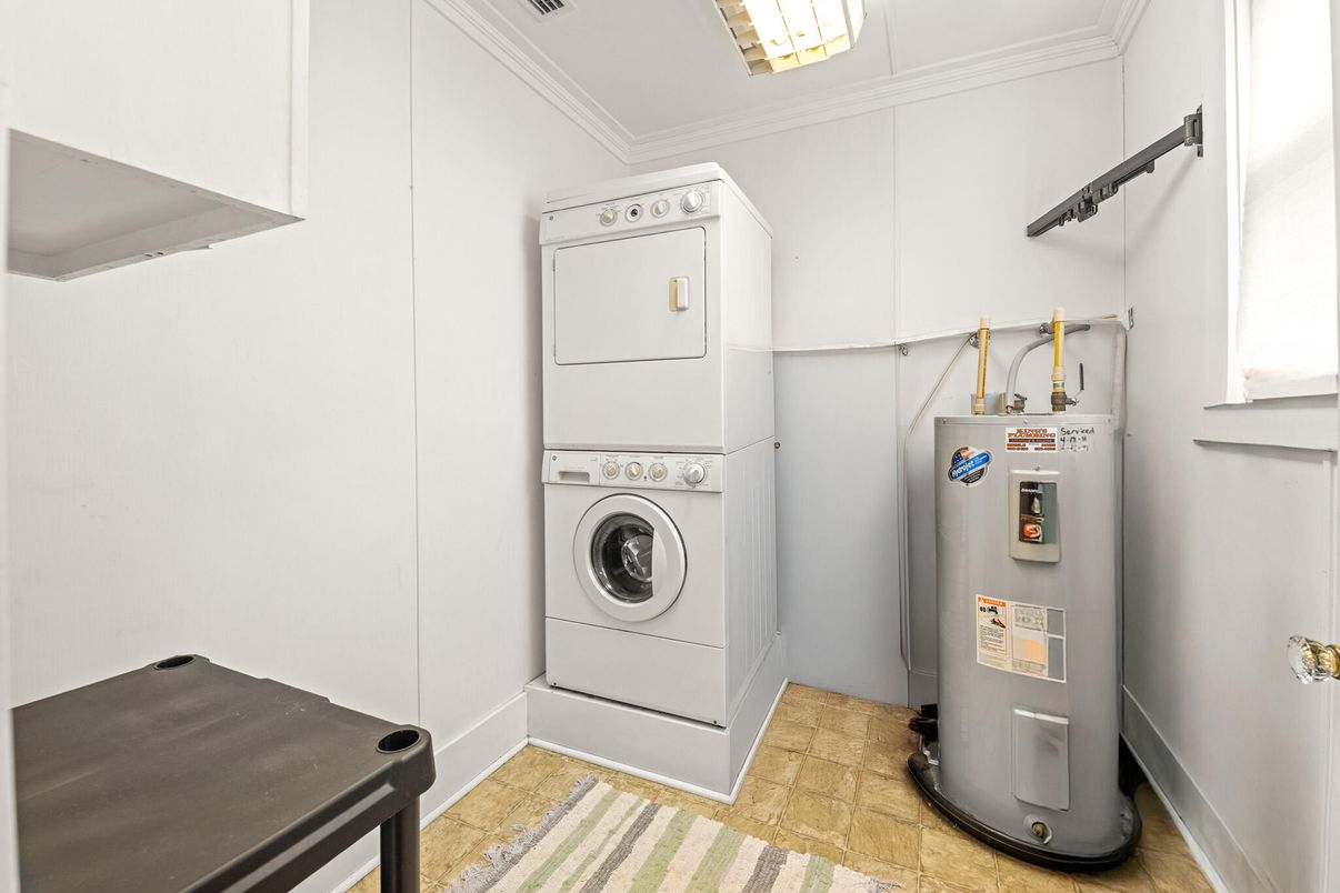 Interior, Utility Closets, Washer