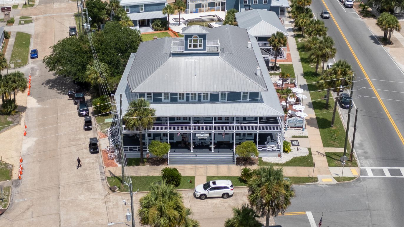 Exterior, Drone