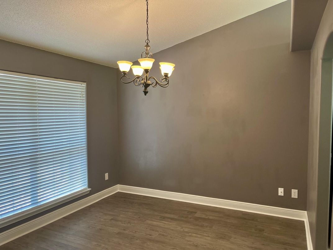 Chandelier, Empty room, Interior, Wood Texture Flooring