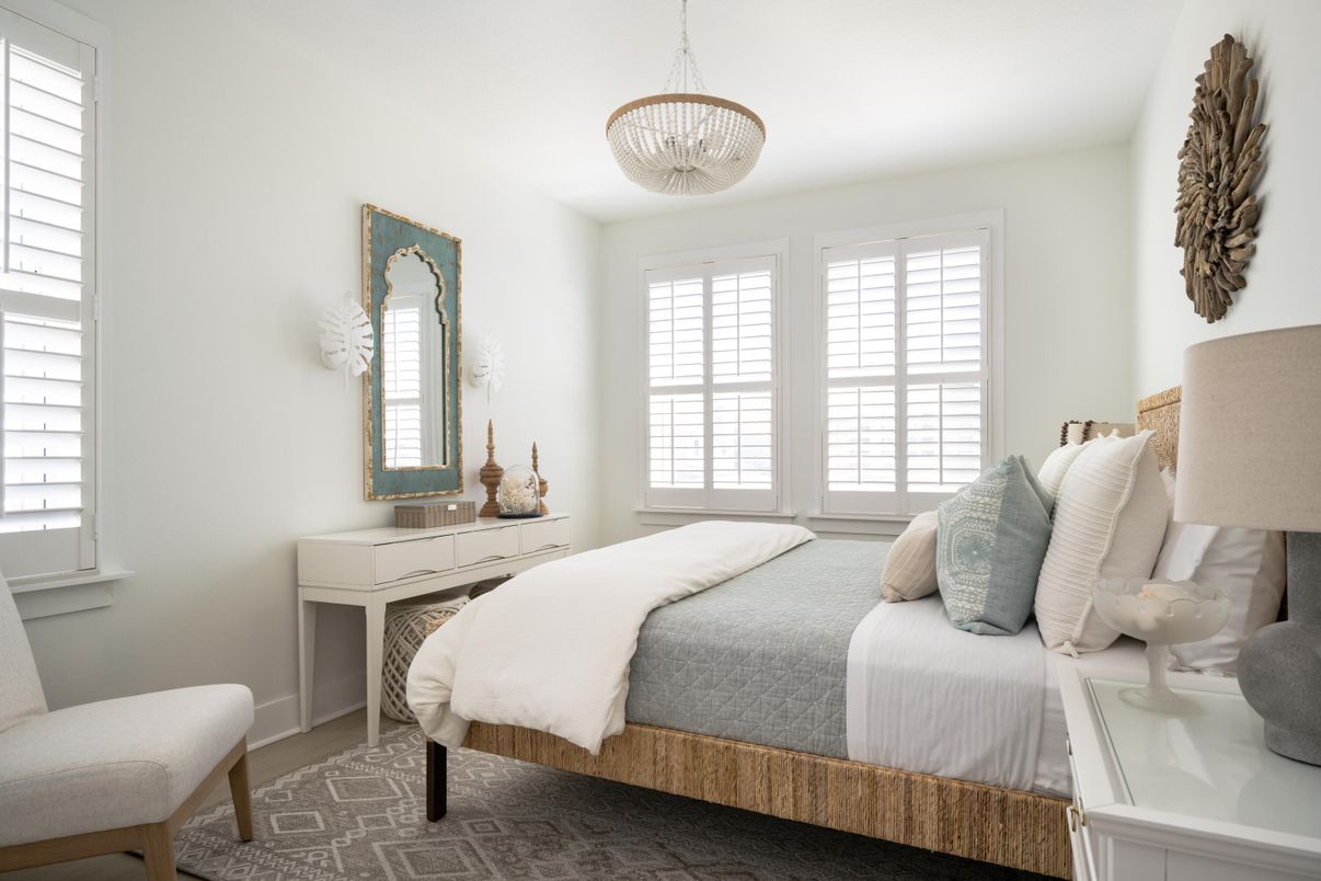 Bedroom, Interior, Pendant Lights