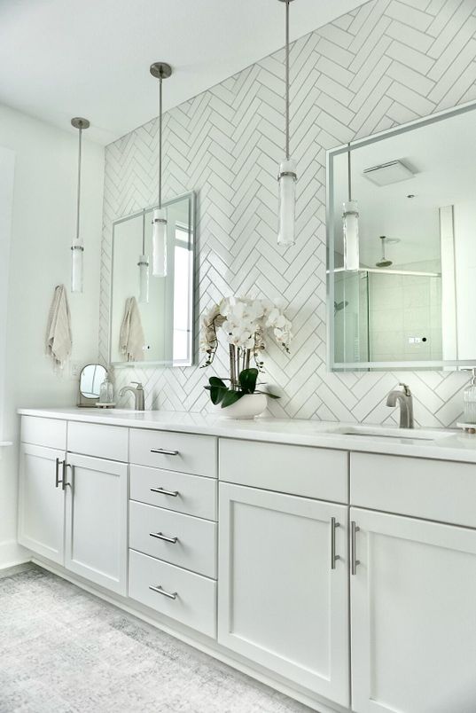 Bathroom, Dual Sink Vanities, Interior, Pendant Lights