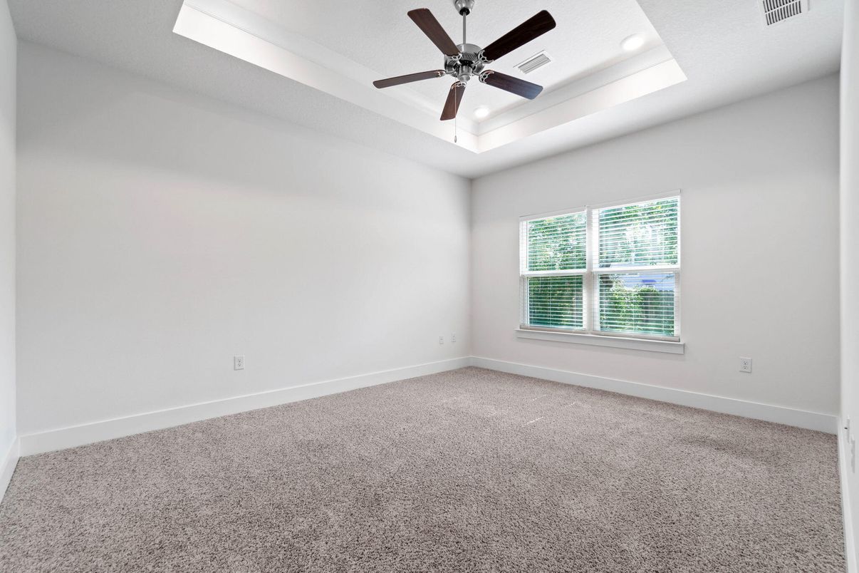 Empty room, Interior, Recessed Lighting