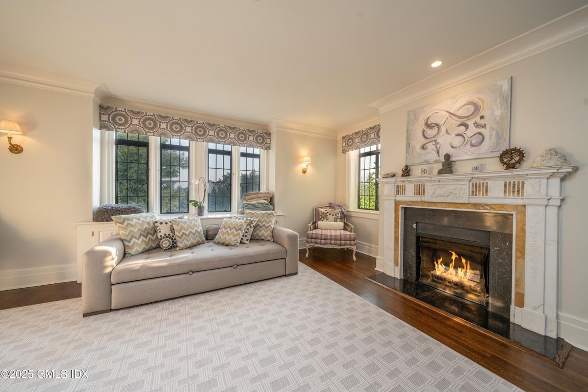 Fireplace, Interior, Recessed Lighting, Wood Texture Flooring