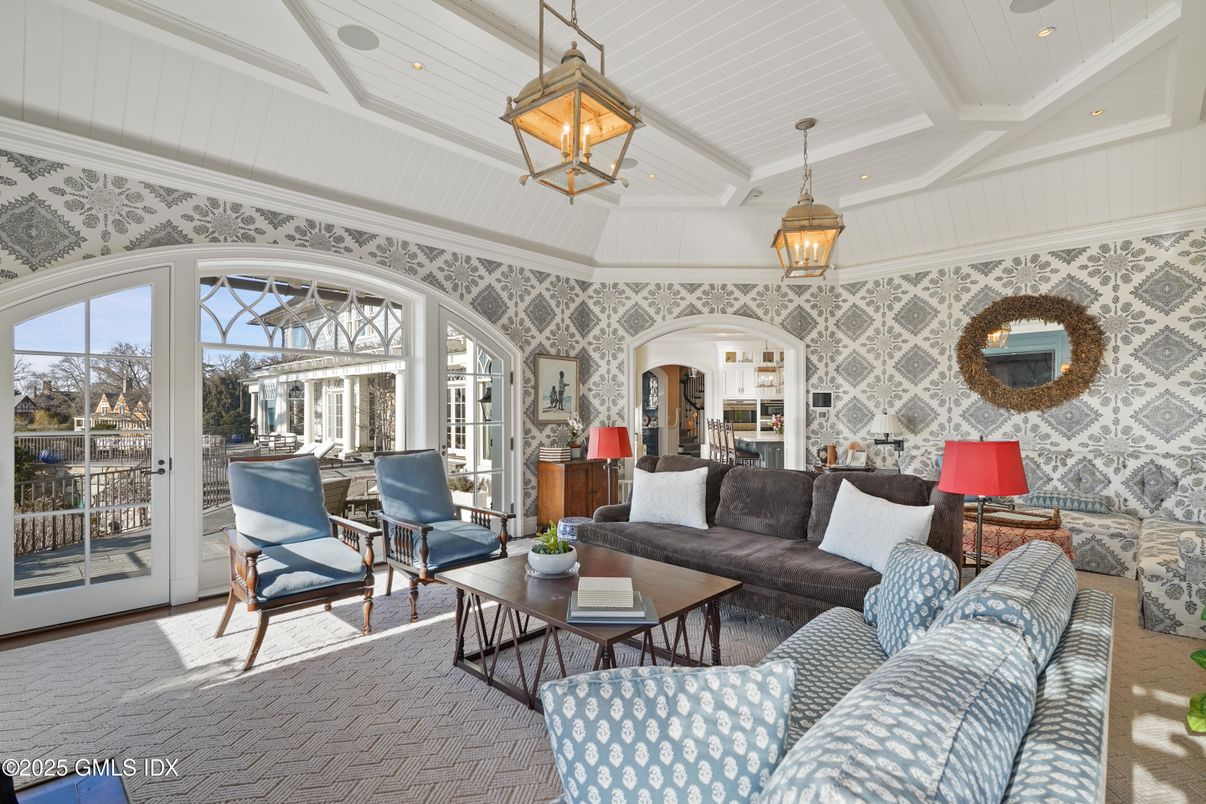 Interior, Living room, Pendant Lights, Recessed Lighting
