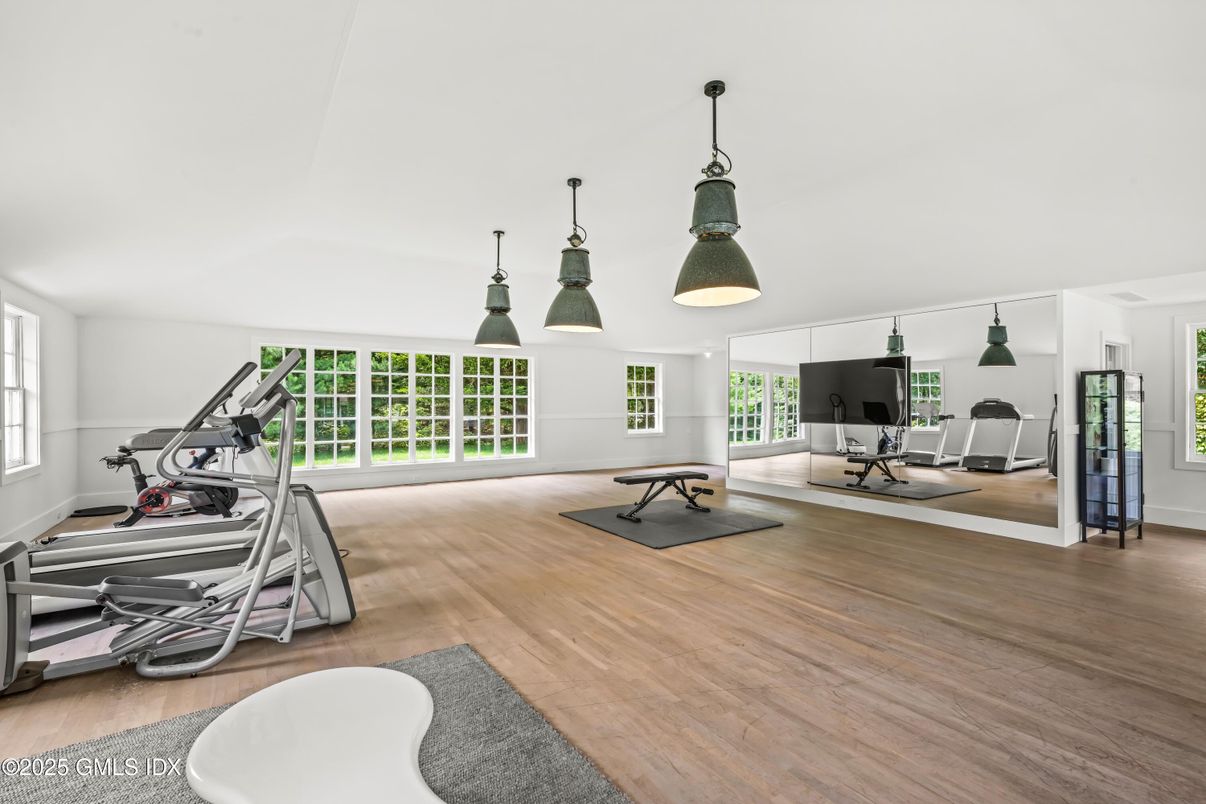 Fitness Equipment, Interior, Pendant Lights, Wood Texture Flooring