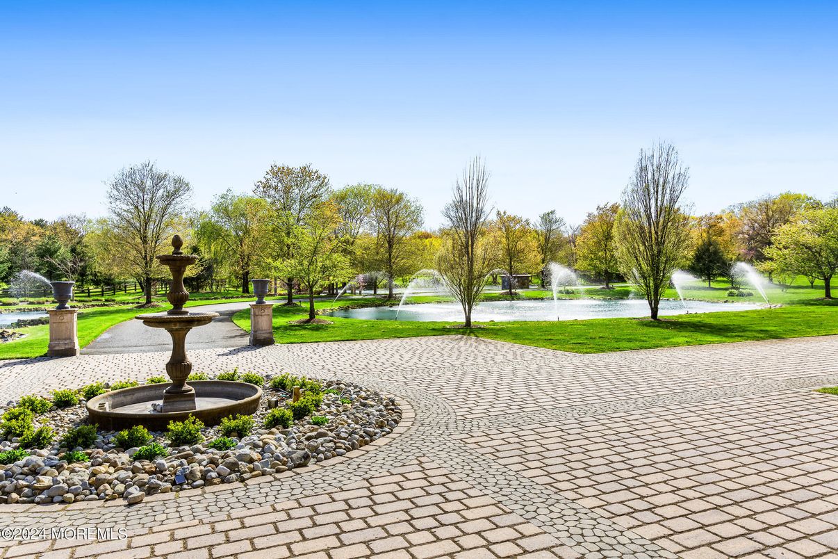 Backyard, Exterior, Lake, Water