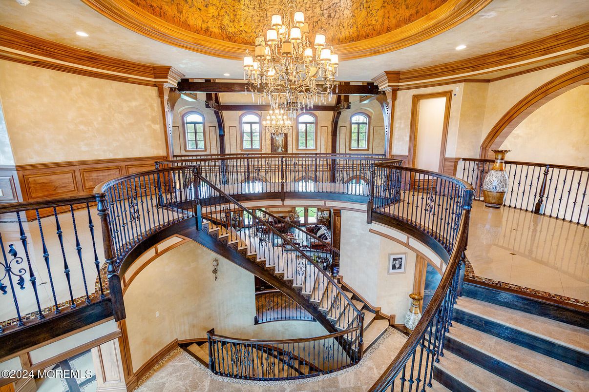 Chandelier, Interior, Recessed Lighting