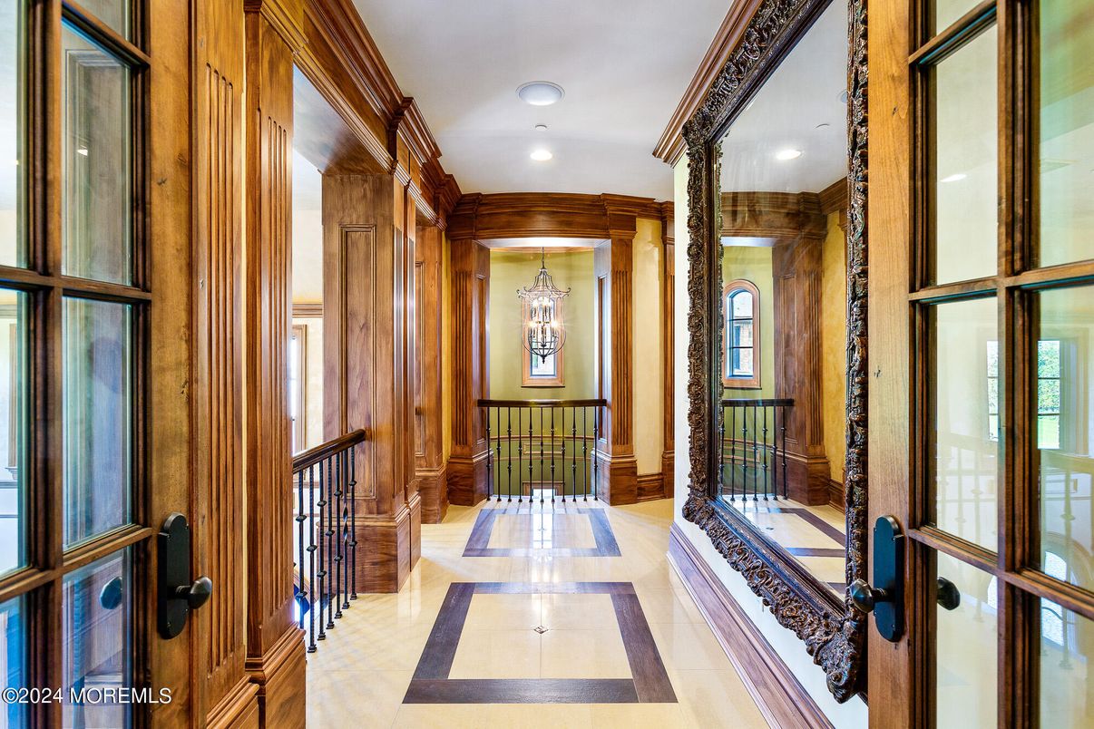 Chandelier, Interior, Recessed Lighting