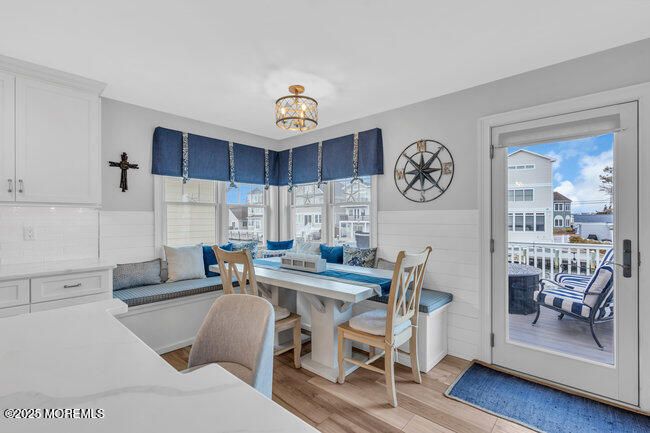 Chandelier, Dining room, Interior, Wood Texture Flooring