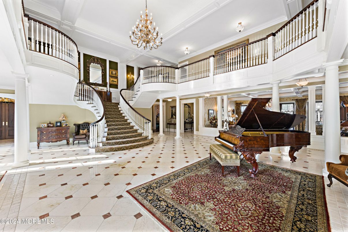 Chandelier, Interior, Piano