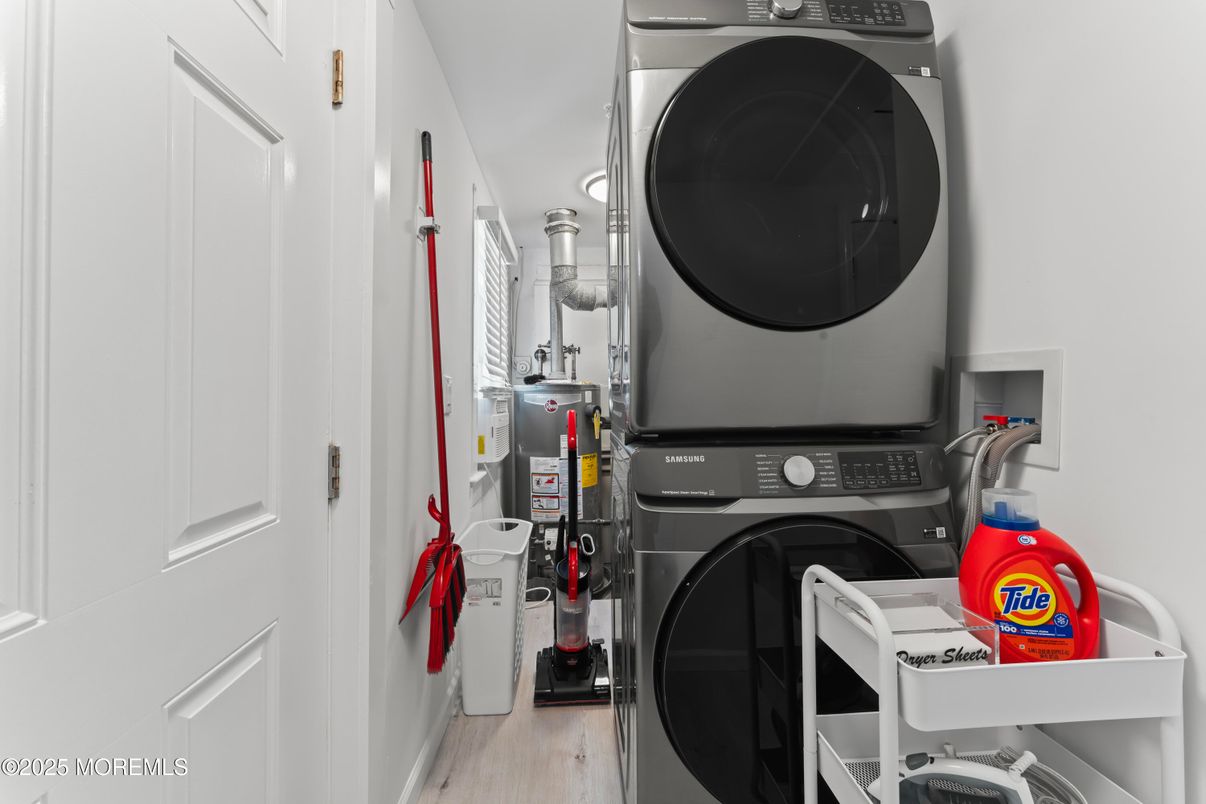 Interior, Utility Closets, Washer