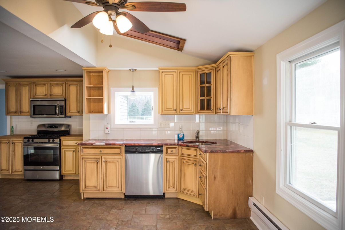 Interior, Kitchen, Pendant Lights, Stainless Steel Appliances