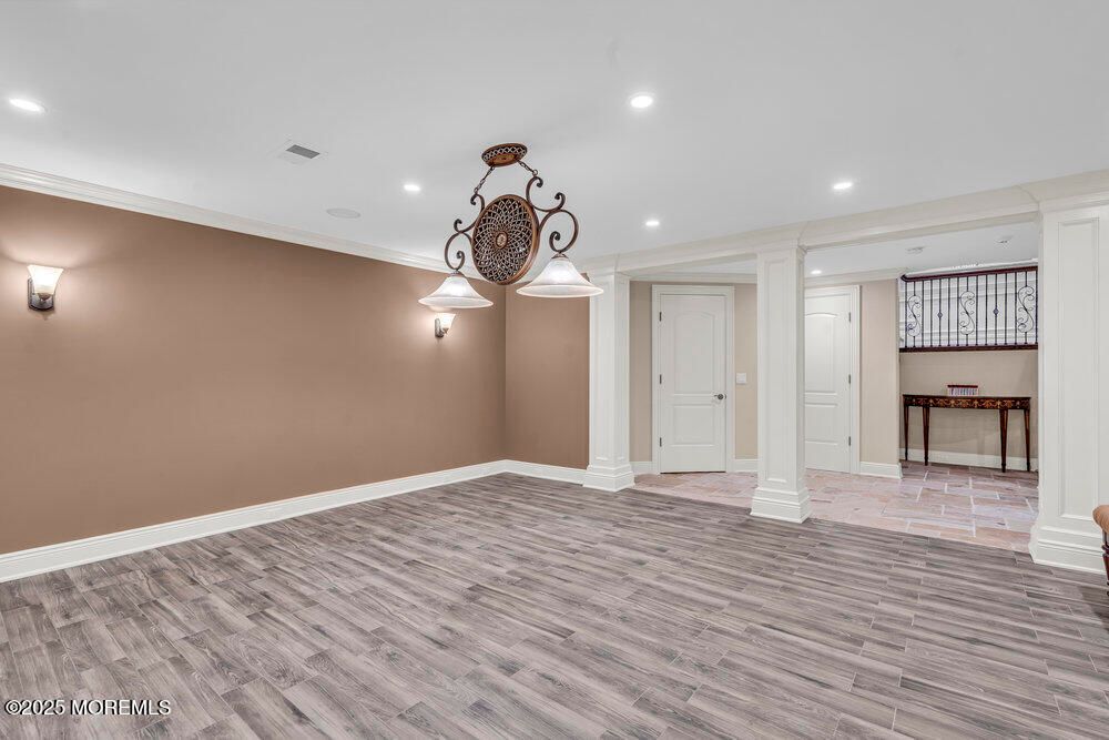 Empty room, Interior, Pendant Lights, Recessed Lighting, Wood Texture Flooring