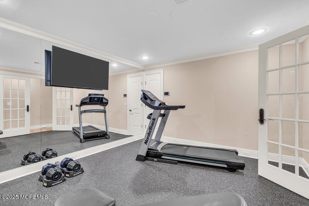 Fitness Equipment, Interior, Recessed Lighting