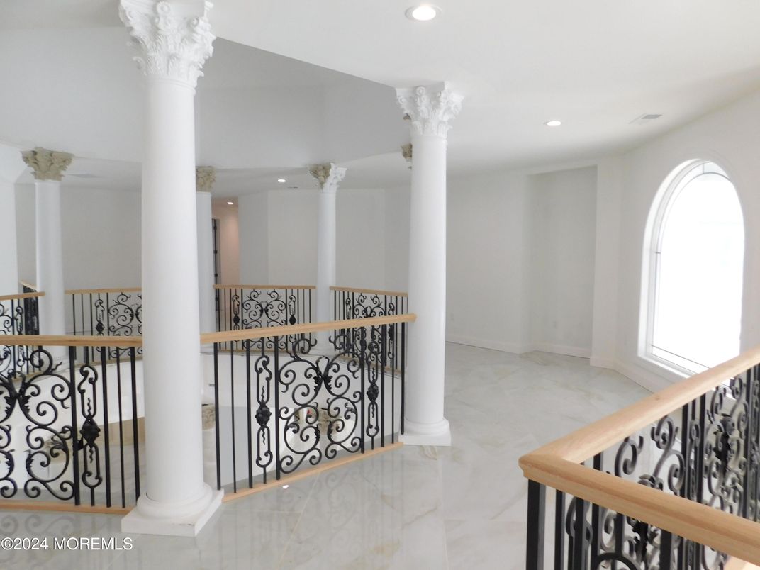 Interior, Marble, Recessed Lighting