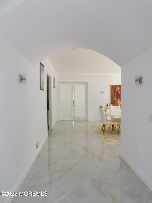 Dining room, Interior