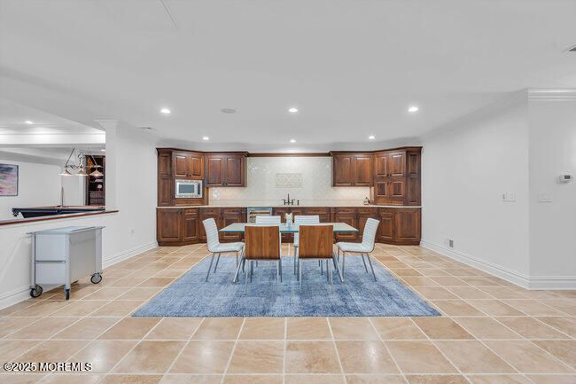 Dining room, Interior, Kitchen, Recessed Lighting