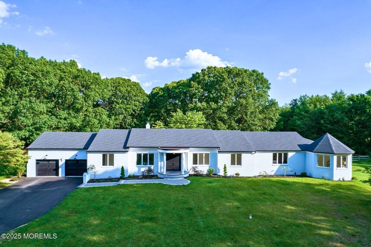 Attached, Backyard, Exterior, Facade, Ranch