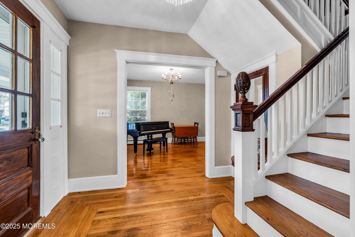 Chandelier, Interior, Piano, Wood Texture Flooring
