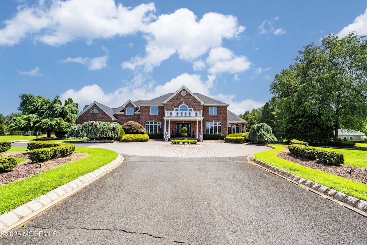 Backyard, Exterior, Facade, Brick Facade, French Provincial