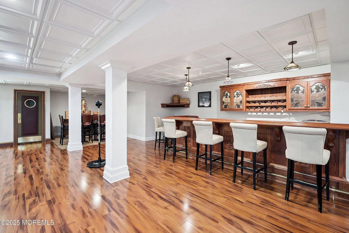 Interior, Pendant Lights, Recessed Lighting, Wood Texture Flooring