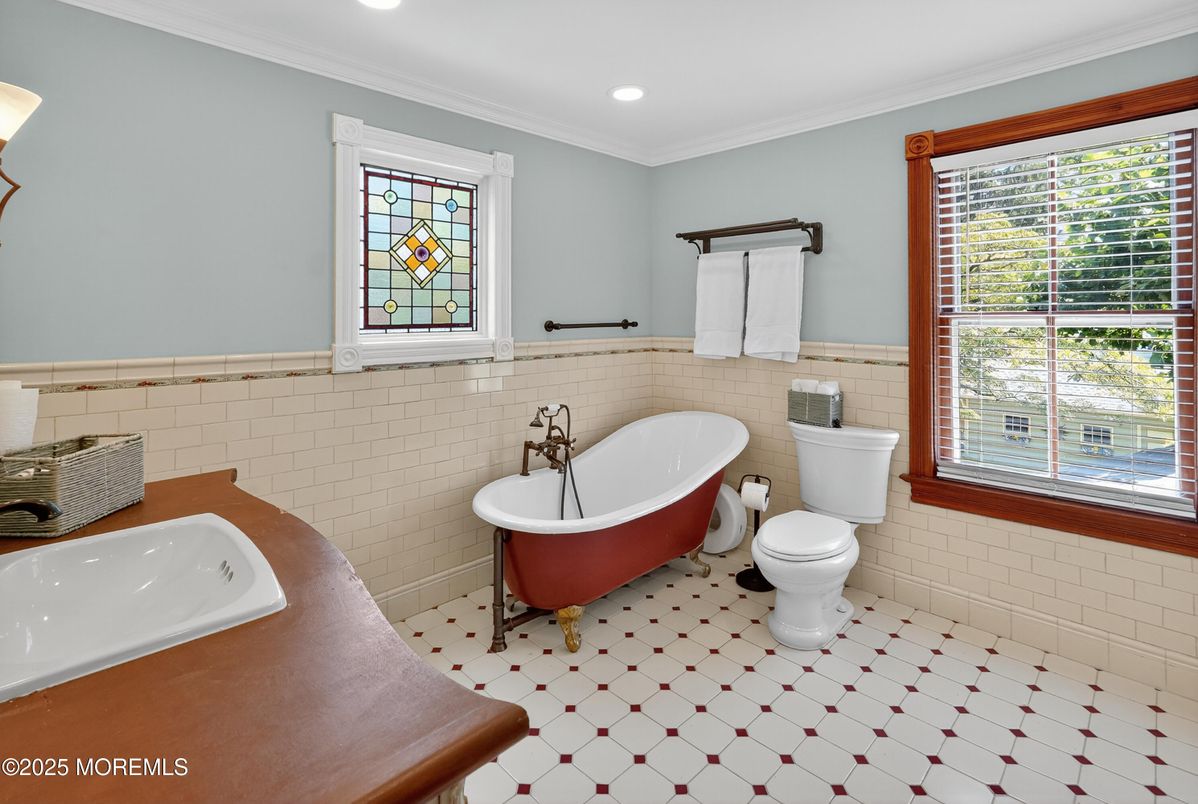 Bathroom, Free Standing Baths, Interior, Recessed Lighting