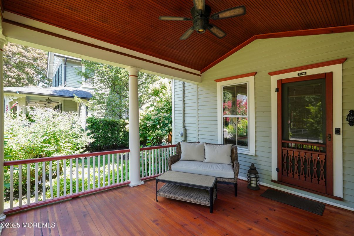 Exterior, Wood Texture Flooring