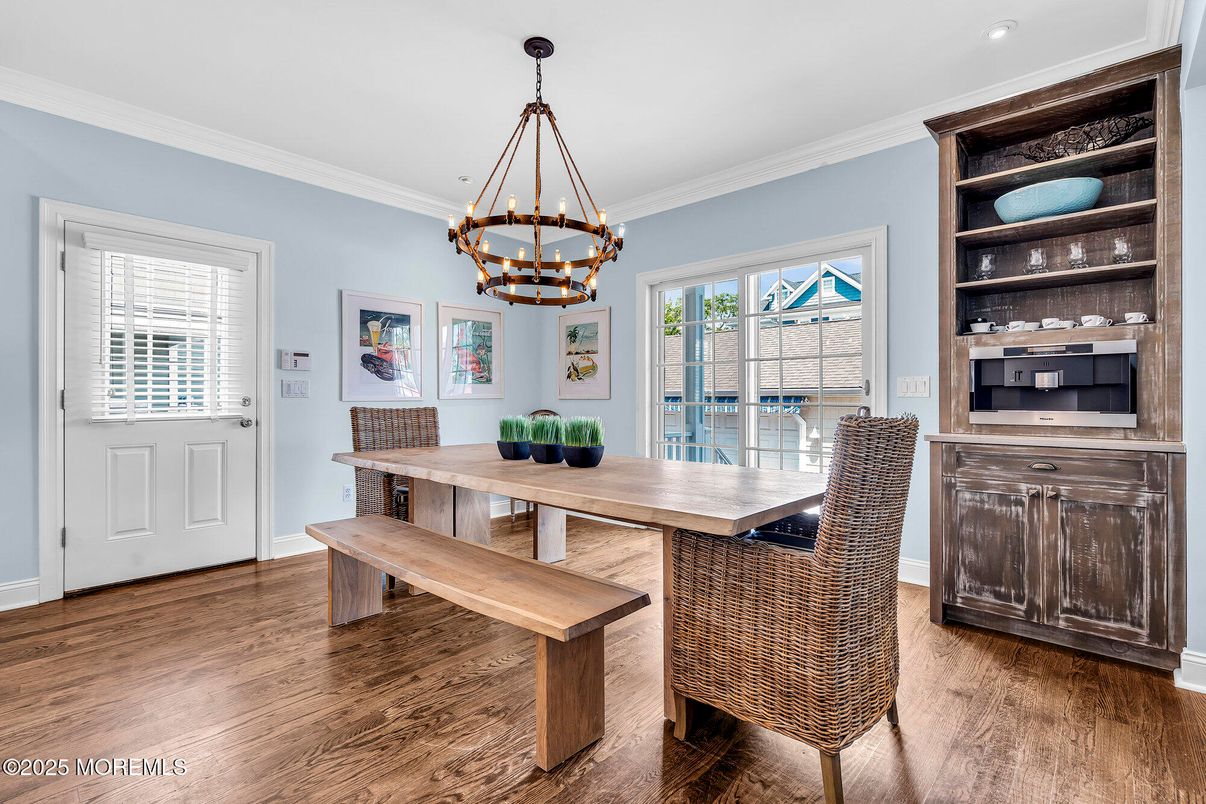 Dining room, Interior, Pendant Lights, Recessed Lighting, Wood Texture Flooring