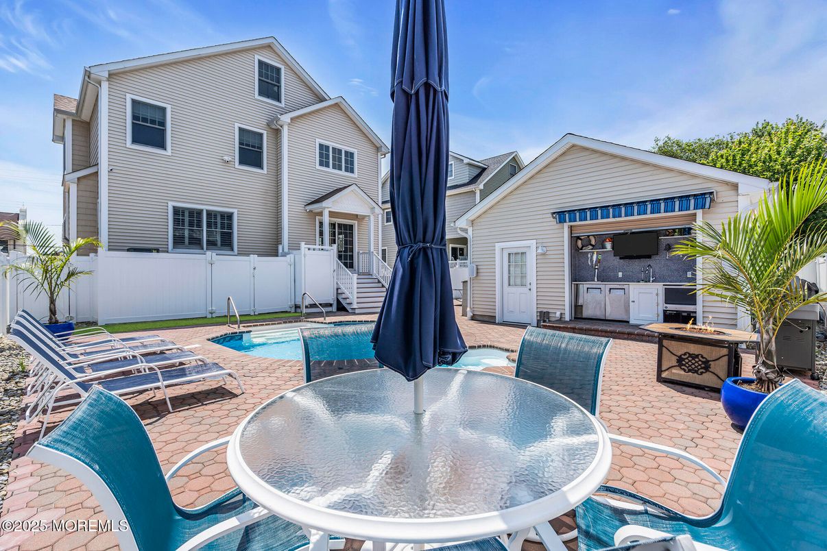 Backyard, Exterior, Pool